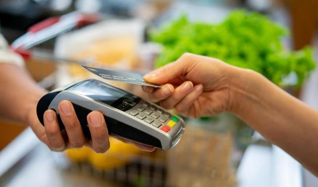 Payments: Contactless transactions increased by 10% over last week in UK